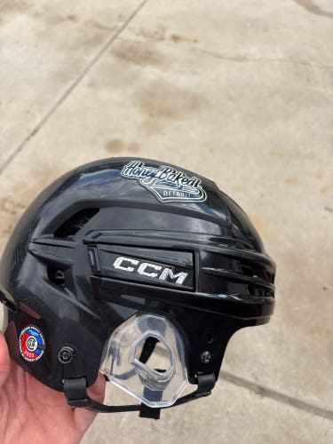 Large CCM Super Tacks X Helmet (Used)