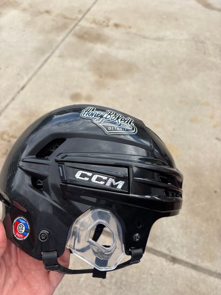 Large CCM Super Tacks X Helmet (Used)