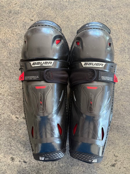 Intermediate Bauer Vapor 3X Pro 13" Shin Pads (Used)