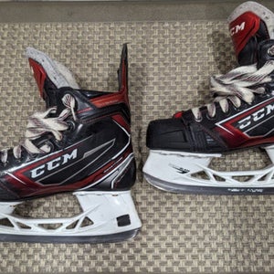 Junior Used CCM JetSpeed FT480 Control Upgrades Hockey Skates Regular Width Size 5