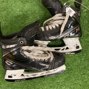 Senior CCM RibCor 100k Pro Hockey Skates Regular Width 7.5 (Used)