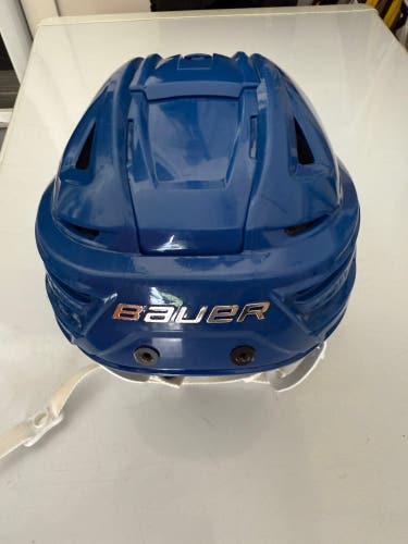 Small Bauer Re-Akt 150 Helmet (Used)