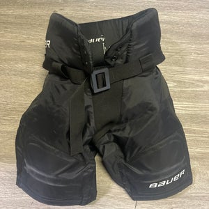Youth Small Bauer Hockey Pants  (Used)
