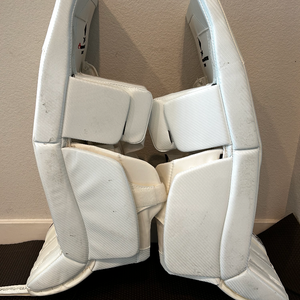 2025 29" True HZRDUS 7X4 Goalie Leg Pads (New)
