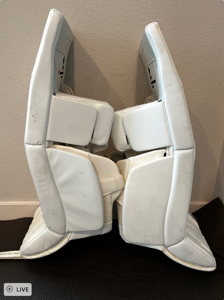 2025 29" True HZRDUS 7X4 Goalie Leg Pads (New)