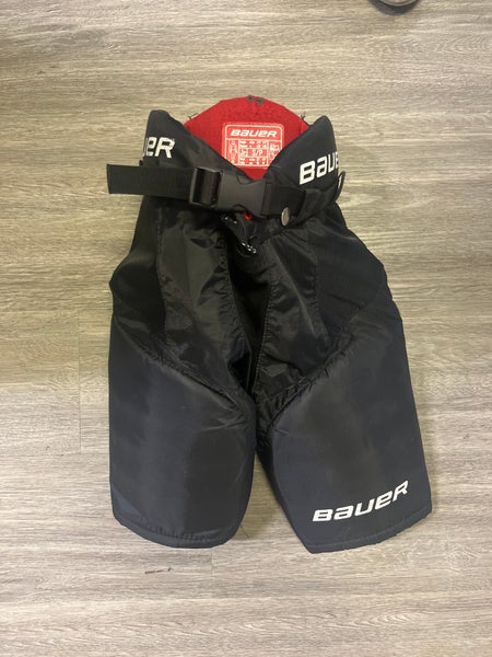 Junior Small Bauer Vapor X700 Hockey Pants  (Used)