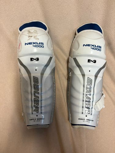 Intermediate Bauer Nexus 4000 12" Shin Pads (Used)