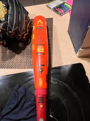 2025 Easton Hype Fire Composite Bat (-8) 21 oz 29" (Used)