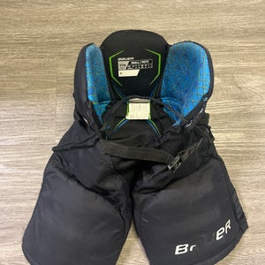 Youth Small Bauer Hockey Pants  (Used)