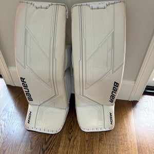 Senior Large 2023 Bauer Mach Regular Goalie Full Set (Used)