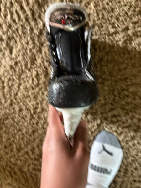 Bauer Vapor X3 Hockey Skates Size 5.5 (Used)