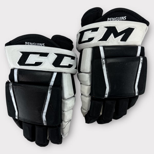 Pro Stock Used 15" CCM HG97 4-Roll Wilkes-Barre/Scranton Pittsburgh Penguins Hockey Gloves