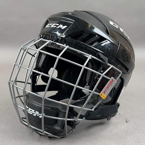 CCM FL40 X-Small 6" to 6 5/8" Hockey Helmet