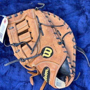 Brown Wilson A900 RH First Base Baseball Glove 12" (Used)