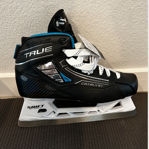 2025 True Catalyst 7X4 Hockey Skates Regular Width 8.5 (New)