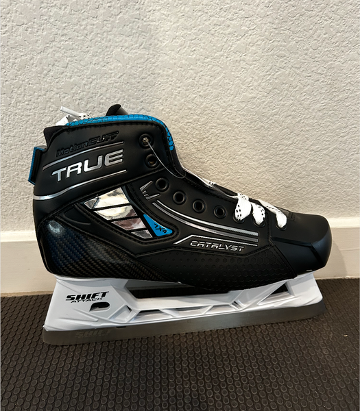 2025 True Catalyst 7X4 Hockey Skates Regular Width 7.5 (New)