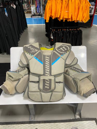 Used Warrior Ritual G5 Sr M Goalie Chest and Arms