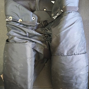 Men's Junior XL Hockey Pants (Used)