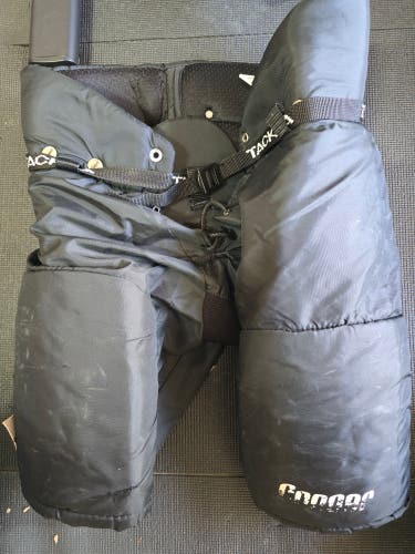 Men's Junior XL Hockey Pants (Used)