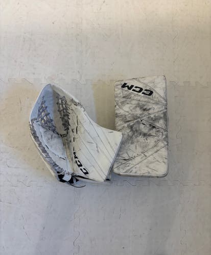 2023 CCM Goalie Full Right Glove And Blocker (Used)