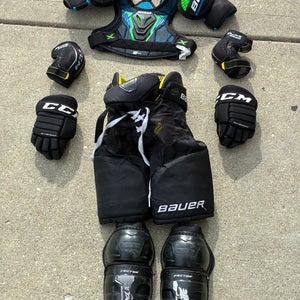 Youth Medium Bauer Starter Kit (Used)