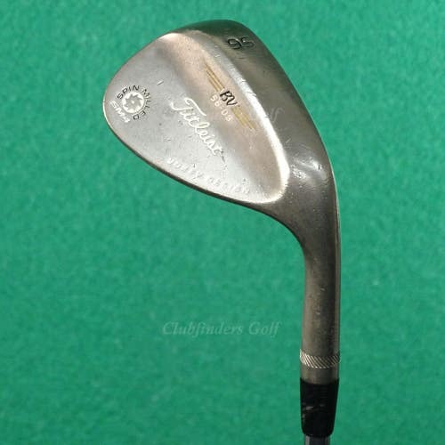 Titleist Vokey SM4 Tour Chrome 56-8 56 Sand Wedge Dynamic Gold S200 Steel Stiff