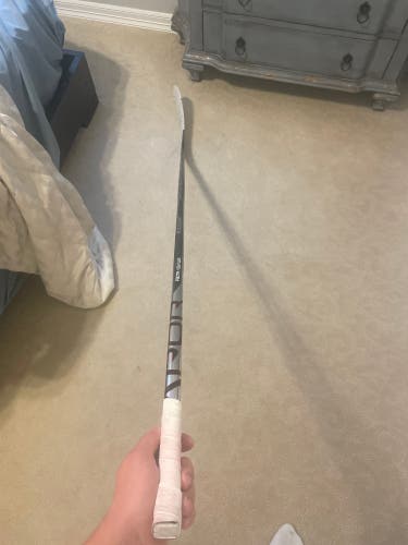 Senior Bauer Vapor Hyperlite 2 Right Handed Hockey Stick P90TM Pro Stock (New)