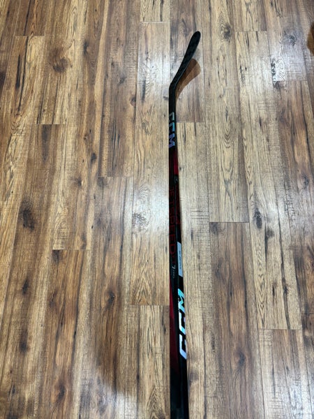 New Senior CCM Jetspeed FT7 Pro RH/P29/75