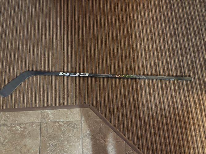 Intermediate CCM Jetspeed FT7 Pro Left Hand Hockey Stick P90TM (New)