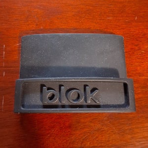 Blok finger guard for goalie stick