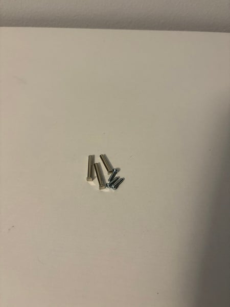 StringKing bolts
