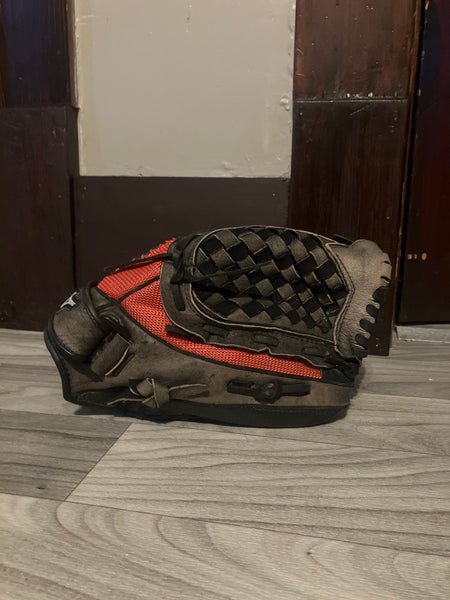 Mizuno Prospect RH Baseball Glove 11.5" (Used)