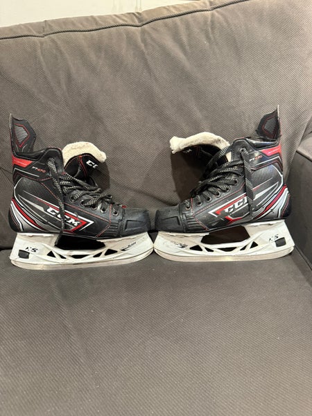 CCM JetSpeed FT470 Hockey Skates Regular Width Size 3.5 (Used)
