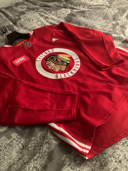 Adidas Chicago Blackhawks team issued practice jersey. MiC