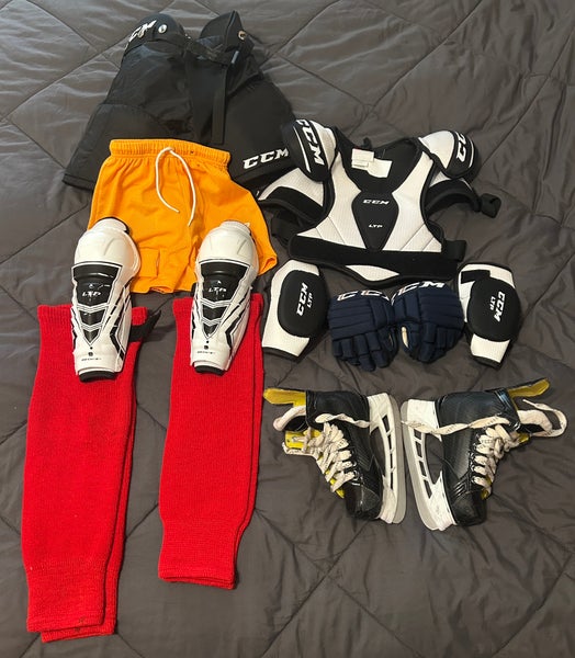 Youth Hockey equipment bundle (Used)