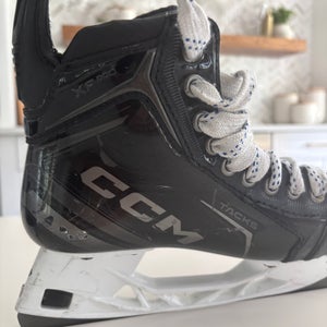 2025 CCM Tacks XF Pro Hockey Skates Wide Width Size 3 (Used)