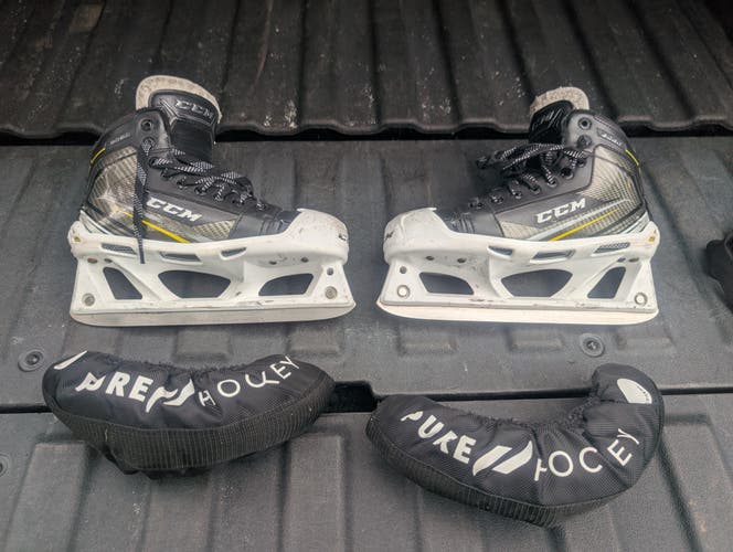 CCM Tacks 9060 Hockey Goalie Skates Regular Width Size 5 (Used)