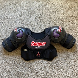 Cooper SP800 Hockey Shoulder Pads
