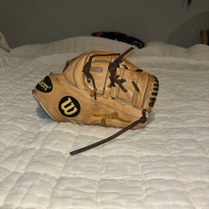 Wilson A2K RH Pitcher's Baseball Glove 12" (Used)