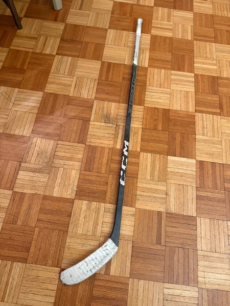 Senior CCM Jetspeed FT6 Pro Left Hand Hockey Stick P28 (Used)