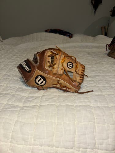 Wilson A2000 RH Infield Baseball Glove 11.5" (Used)