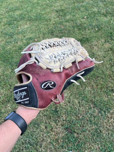 Rawlings Heart of the Hide RH Baseball Glove 12.25" (Used)