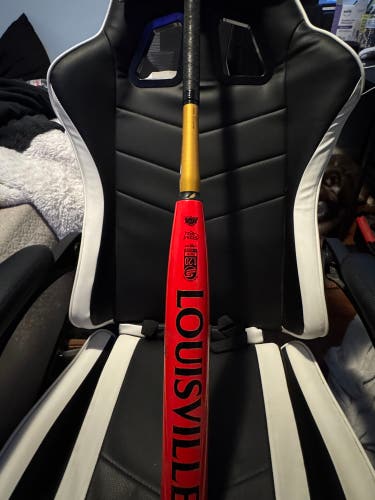 2024 Louisville Slugger Bat (-8) 26 oz 34" (Used)