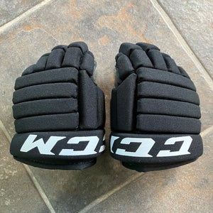 Black Youth CCM Gloves 8" (Used)