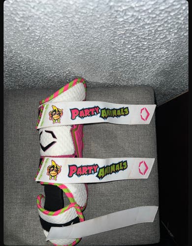 White Party Animals Junior EvoShield Leg guard Shin Guards (New) LIMITED EDITION!!!