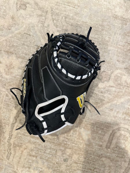 Wilson A2000 RH Catcher's Baseball Glove 33.5" (Used)