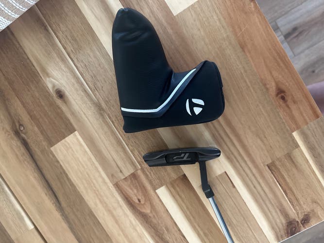 Black TaylorMade TP Blade Right Handed Putter 35" (Used)
