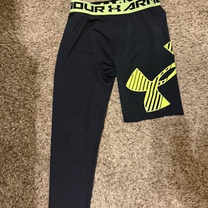 Black Under Armour Compression Leggings