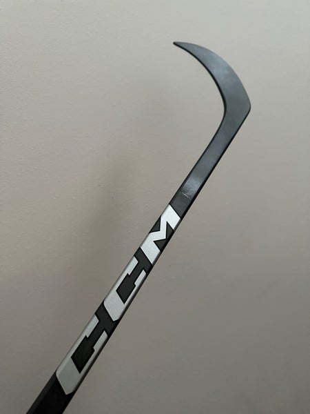 Senior CCM Right Handed Hockey Stick P29 (Unused) Jet Speed FT880