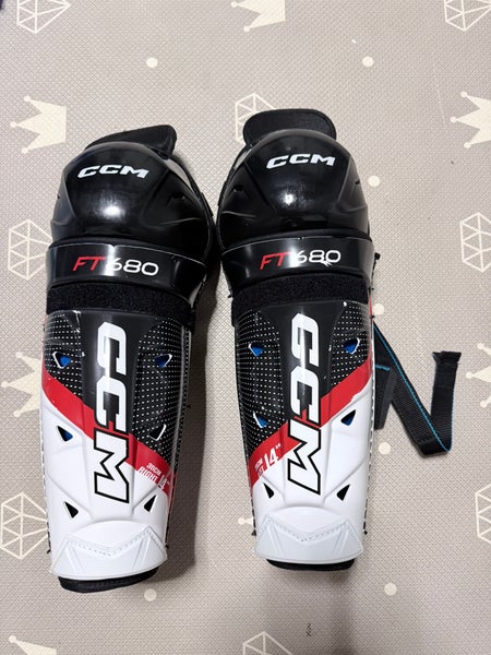 Senior CCM Jetspeed FT680 14" Shin Pads (New)